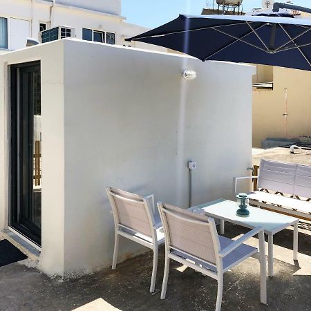 Sunny Micro-Loft Apartment With Outdoor Lounge Bendevis Luaran gambar